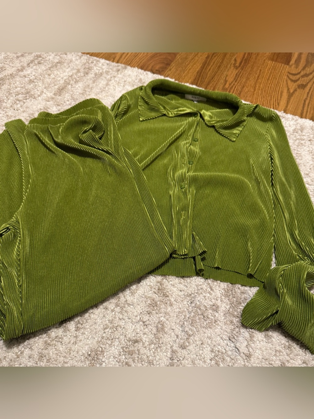 Green Satin Scrunch Set